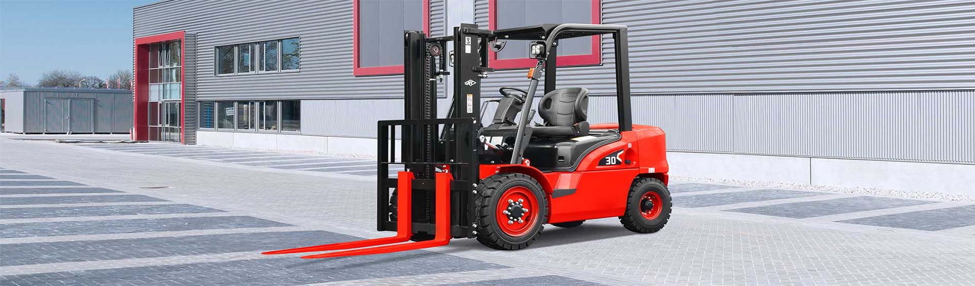 Forklift hire in Wokingham unloading pallets from a commercial truck