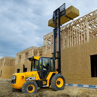 Forklift unloading machinery and industrial equipment in Wokingham